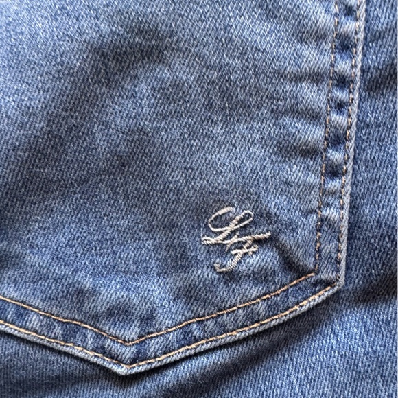 Lovers + Friends Blue mid rise Skinny Jeans made in the USA 🇺🇸 - Picture 7 of 9